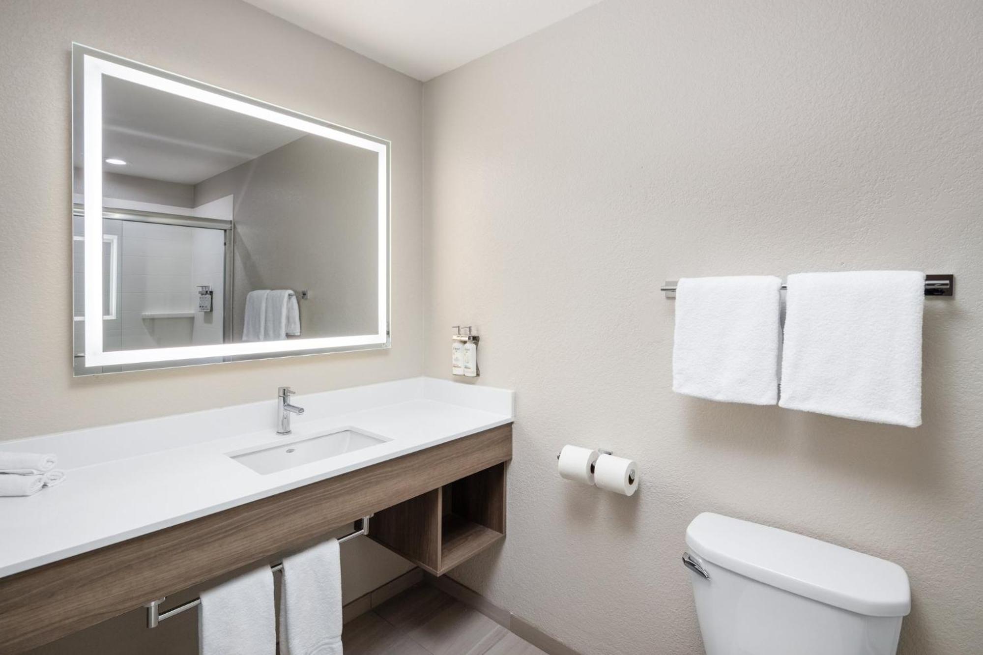 Holiday Inn Express & Suites - Green Bay East By Ihg Exteriér fotografie