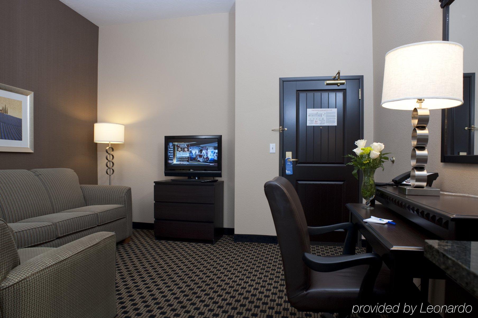 Holiday Inn Express & Suites - Green Bay East By Ihg Pokoj fotografie
