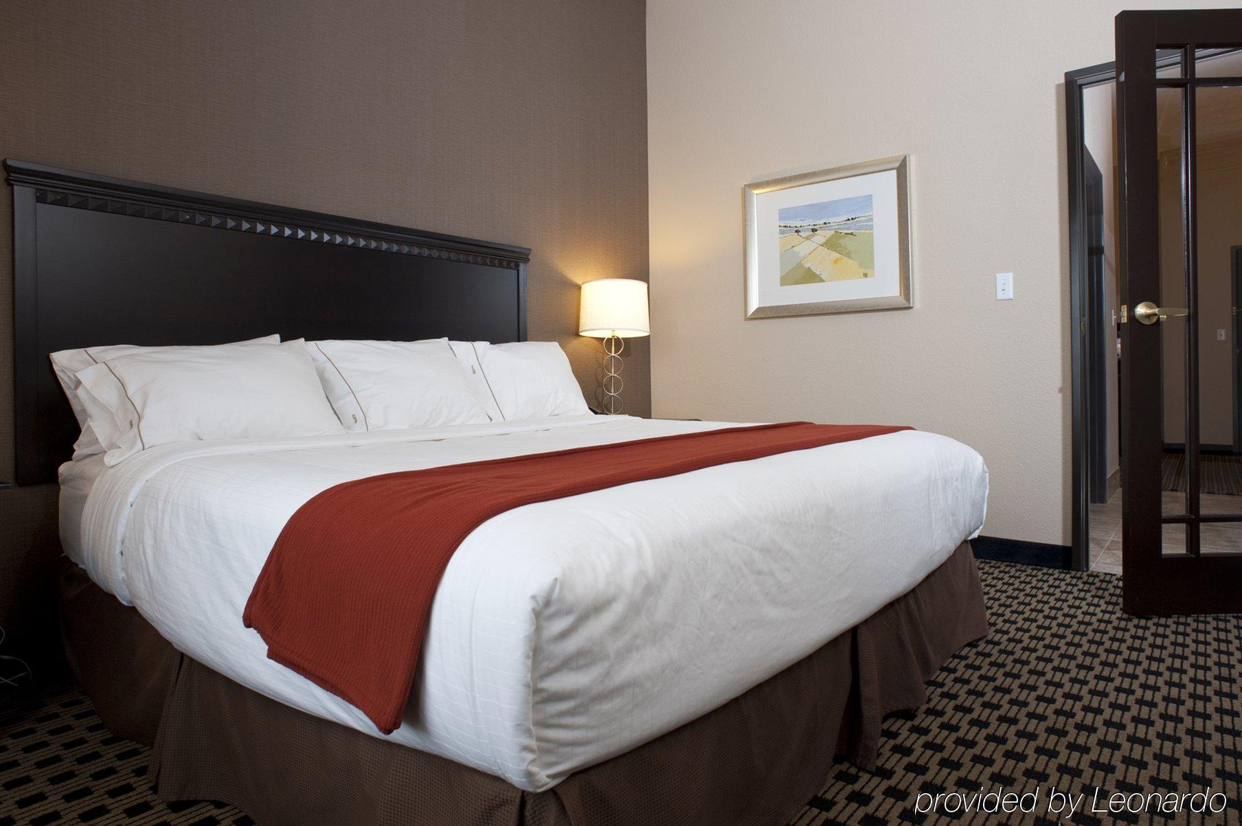 Holiday Inn Express & Suites - Green Bay East By Ihg Pokoj fotografie