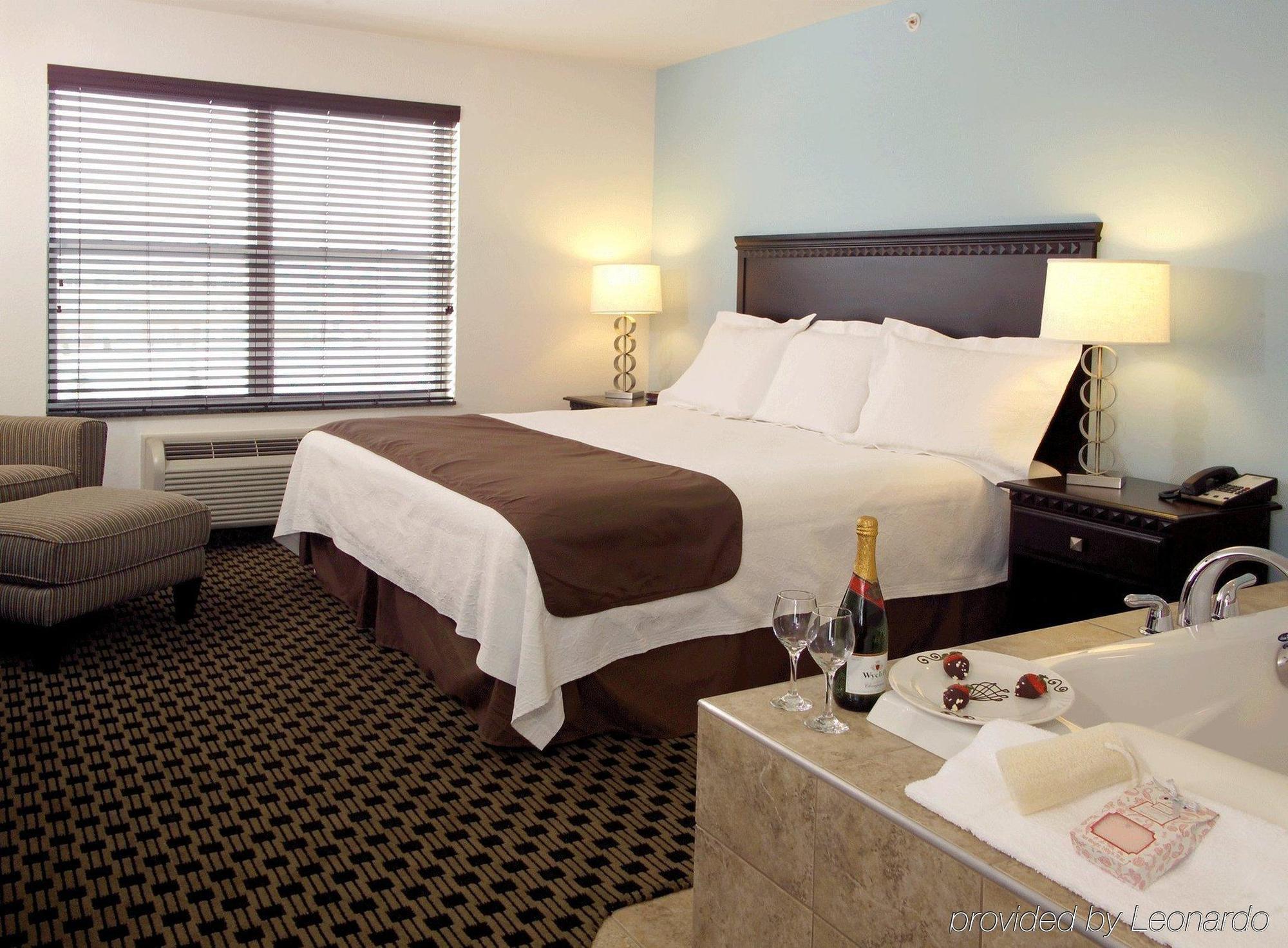 Holiday Inn Express & Suites - Green Bay East By Ihg Exteriér fotografie